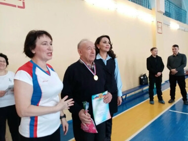 Прошли соревнования по плаванию